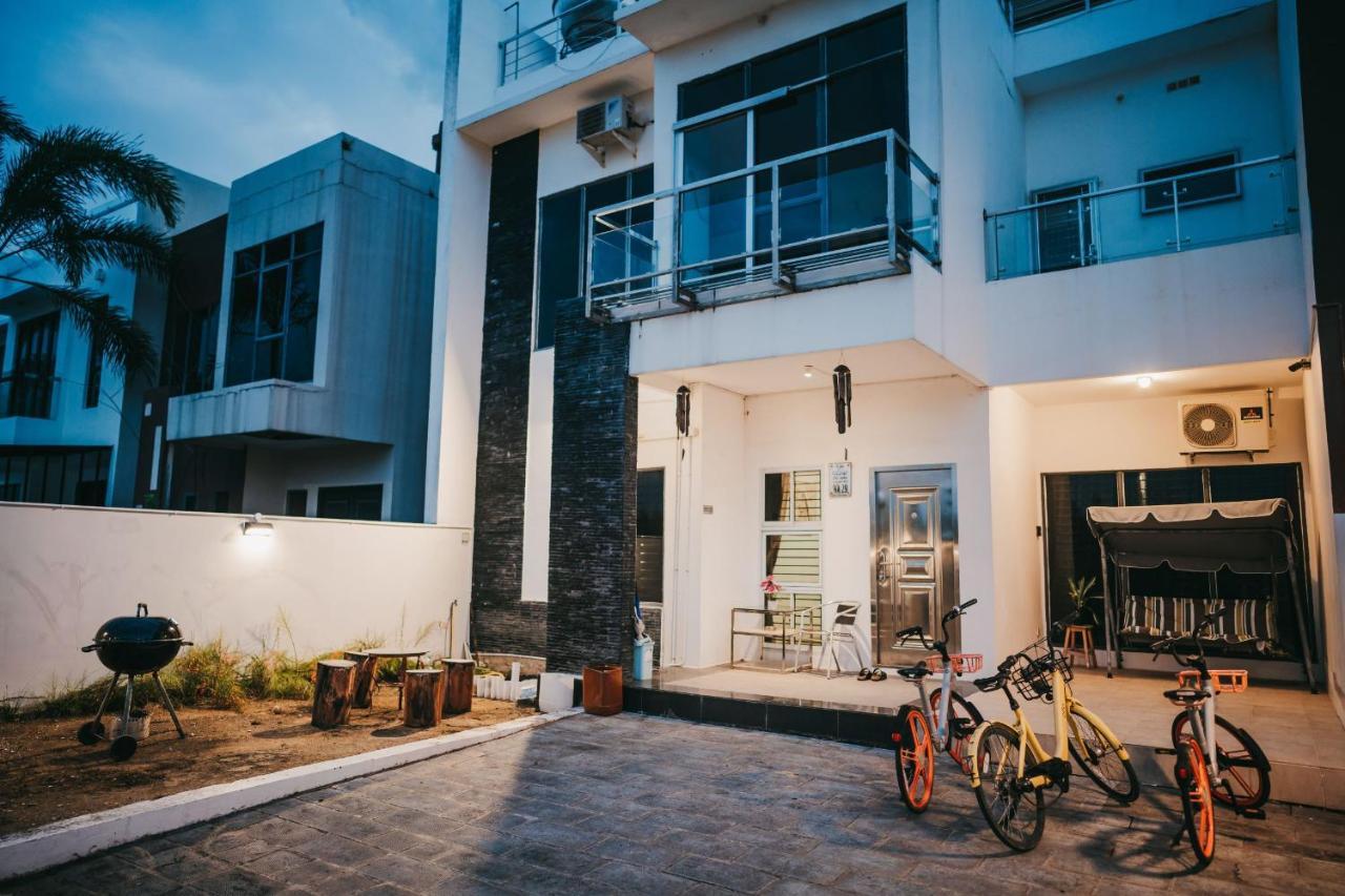 Canoe And Fishing , Free Pickup Villa Batam Екстериор снимка